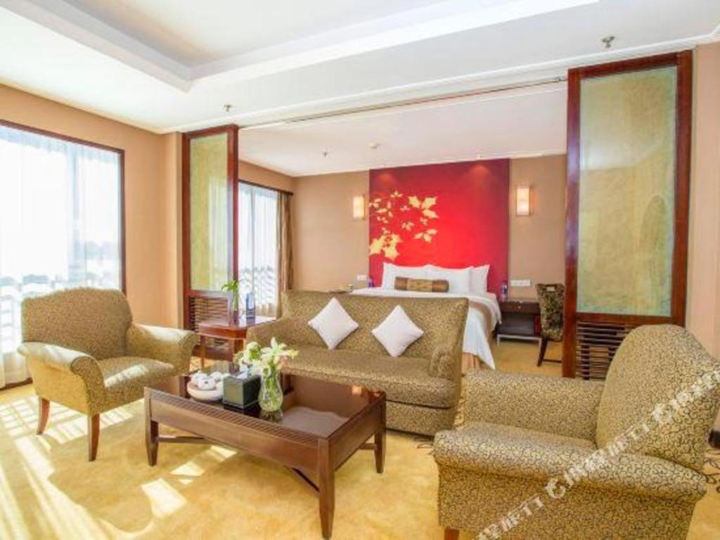 Qingdao Blue Horizon Hotel Laoshan Esterno foto