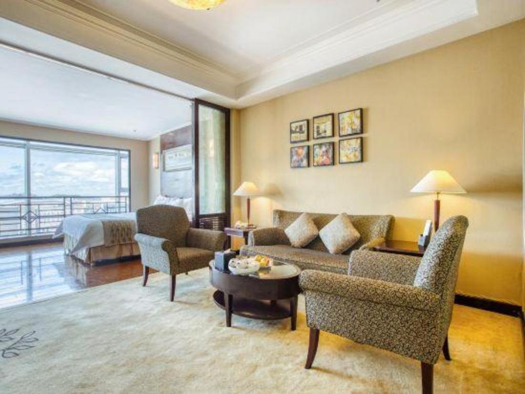 Qingdao Blue Horizon Hotel Laoshan Esterno foto